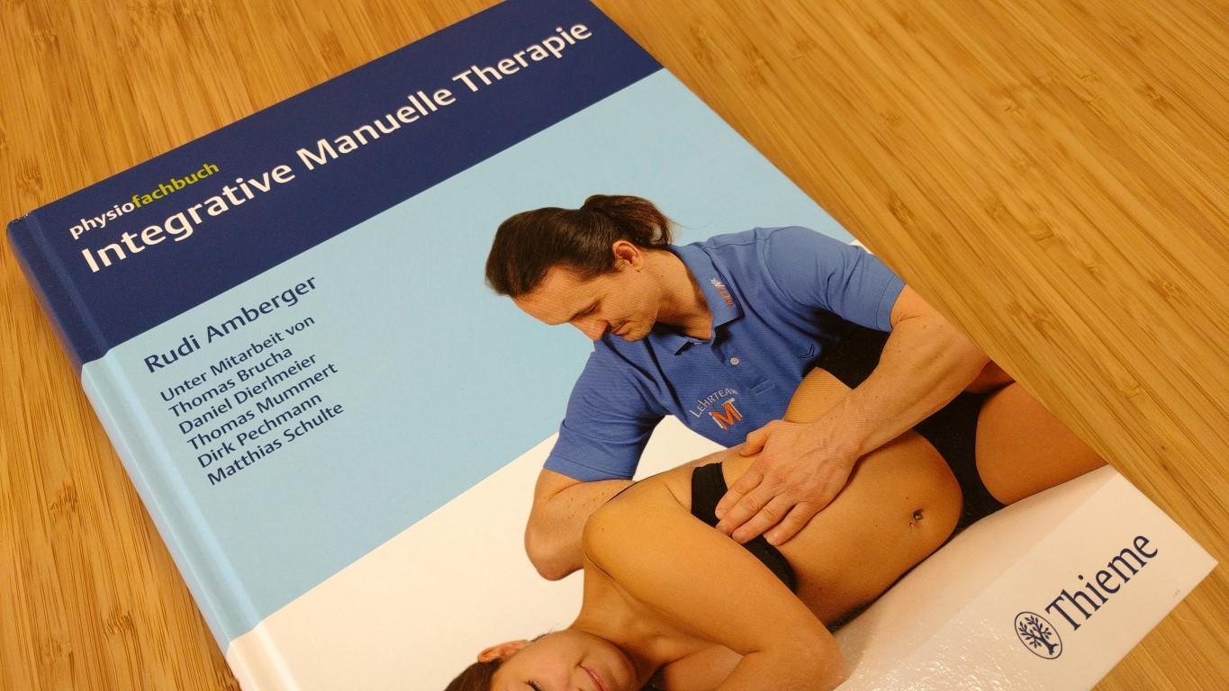 Mehr Informationen zu "Integrative Manuelle Therapie - Buchvorstellung"