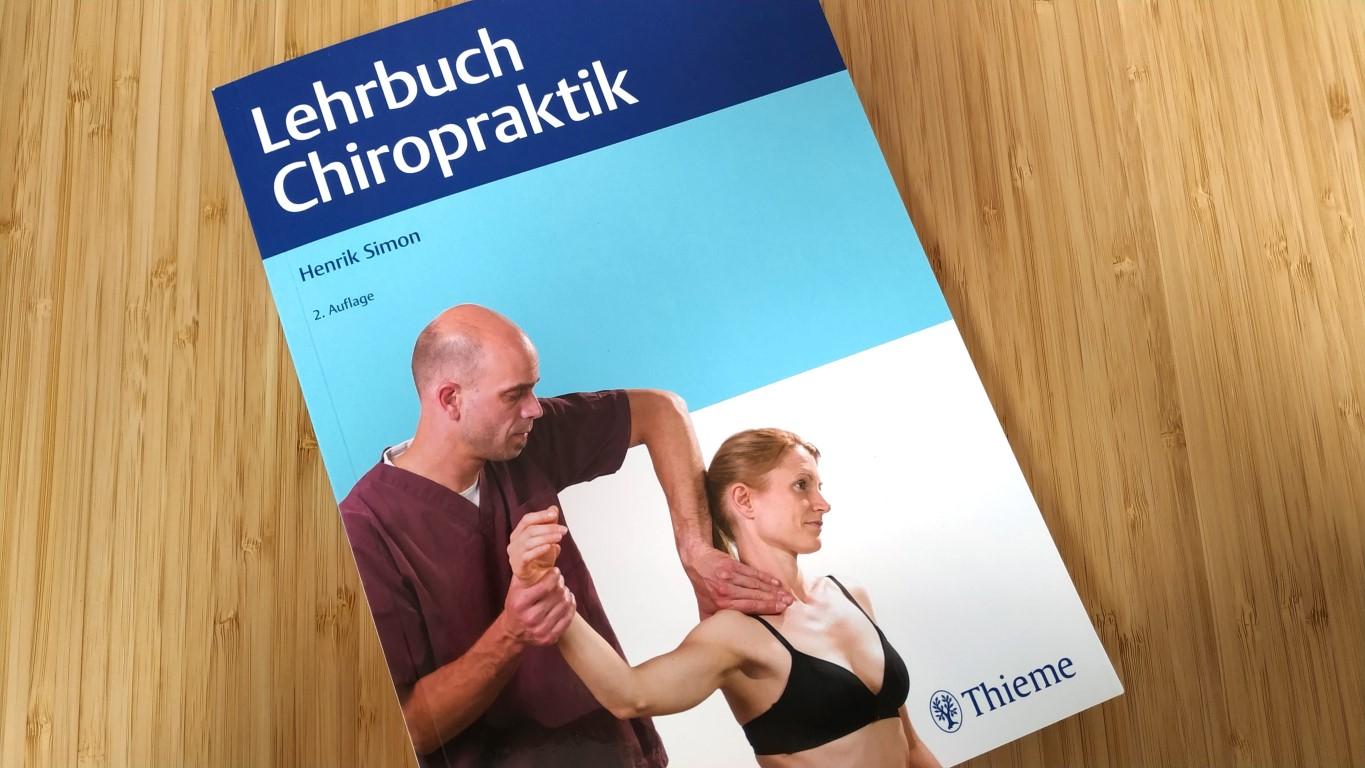 Mehr Informationen zu "Lehrbuch Chiropraktik - Buchvorstellung"