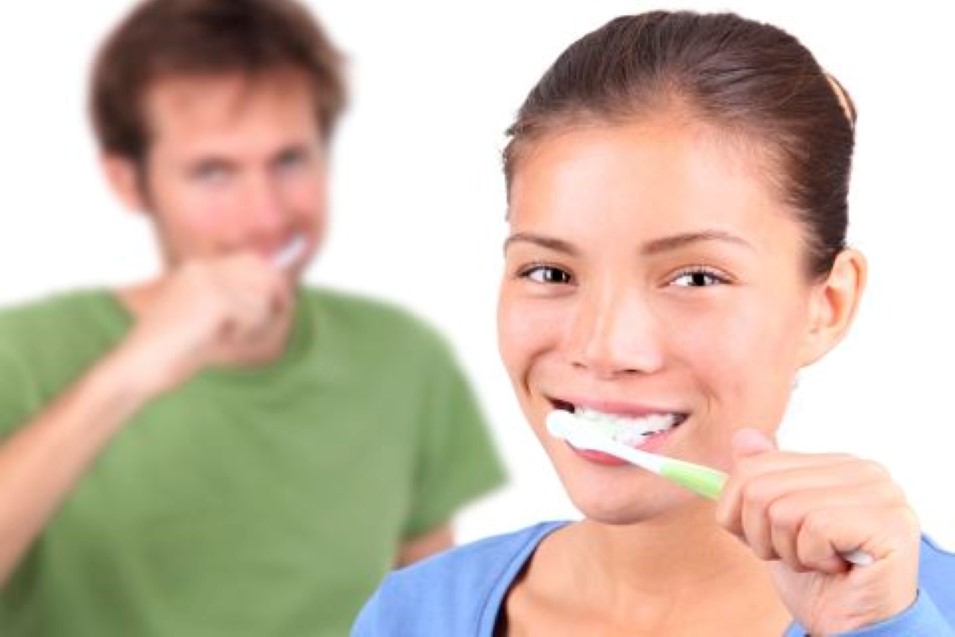 Mehr Informationen zu "Zahnpflege schützt auch das Herz"